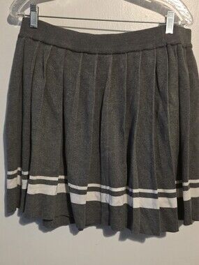 Coco and Shay Gray Knit Sweater - 2XL